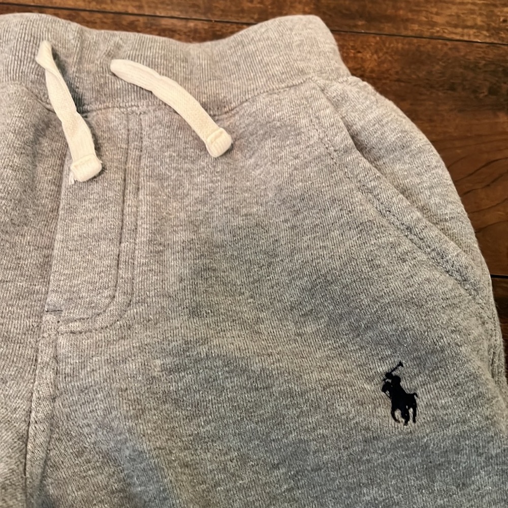 Boy’s Polo Ralph Lauren Light Gray Jogging Pants. Size S/8 - Picture 2 of 4